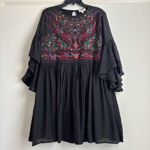 Umgee USA Embroidered Floral Babydoll Mini Dress Ruffle Sleeves Black Size M NWT